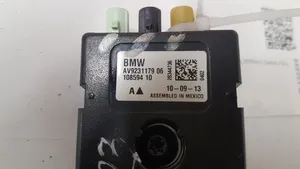 BMW 3 F30 F35 F31 Antenos stiprintuvas AV923117906