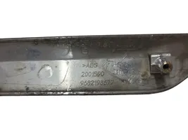 Citroen C5 Modanatura separatore del paraurti anteriore 9682198677