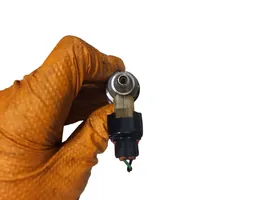 Toyota Avensis T270 Injecteur de carburant 2371026011