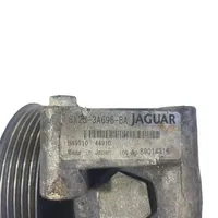 Jaguar S-Type Pompa wspomagania układu kierowniczego 8X233A696BA