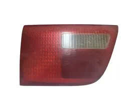 BMW X5 E53 Lampy tylnej klapy bagażnika 251631L