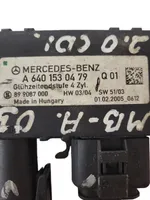 Mercedes-Benz A W169 Žvakių pakaitinimo rėlė A6401530479Q01