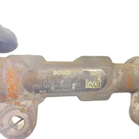 Opel Vivaro Fuel main line pipe 175215697R