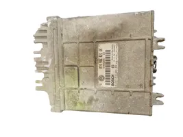 Volkswagen II LT Calculateur moteur ECU 074906021AK