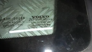 Volvo V40 Vetro del deflettore posteriore 