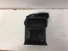 Toyota Avensis T220 Wing mirror switch 