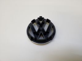 Volkswagen Sharan Mostrina con logo/emblema della casa automobilistica 7M3853601