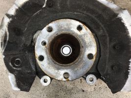 BMW 7 F01 F02 F03 F04 Etupyörän napa laakerilla OEM