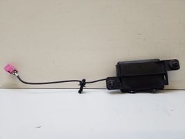 Chrysler Pacifica Antenna control unit 68186558AA