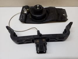 Dodge Grand Caravan Supporto di montaggio ruota di scorta 05109667AB