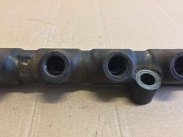 Toyota RAV 4 (XA20) Tuyau de conduite principale de carburant 8945812020