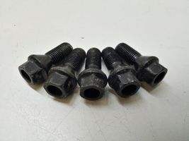 Alfa Romeo Stelvio Nuts/bolts 