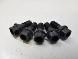 Alfa Romeo Stelvio Nuts/bolts 