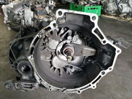 Mazda 5 Mechaninė 6 pavarų dėžė D2C4