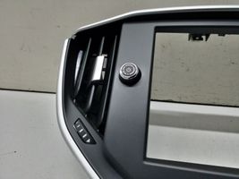 Maserati Ghibli Radion/GPS-laitteen pääyksikön kehys 6700190600