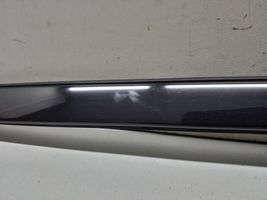 Mercedes-Benz C AMG W205 Dekoratīva jumta lenta – "moldings" A2056900182