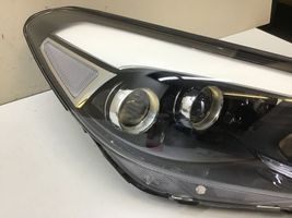 Hyundai Tucson TL Lampa przednia 92102D7210