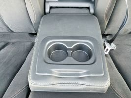 Citroen DS7 Crossback Sēdekļu un durvju dekoratīvās apdares komplekts 