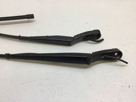 Citroen DS7 Crossback Headlight wiper blade set 97417643