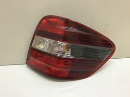 Mercedes-Benz ML W164 Luci posteriori 225168R