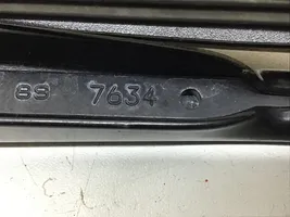 Dodge Challenger Priekšējā loga tīrītāja kājiņa 7634