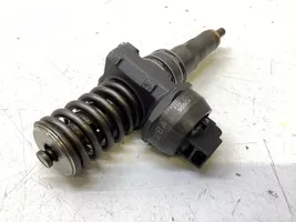 Volkswagen Touran I Injecteur de carburant 038130073AG