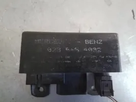 Mercedes-Benz S W220 Glow plug pre-heat relay 0285454032