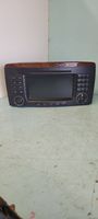 Mercedes-Benz R W251 Panel / Radioodtwarzacz CD/DVD/GPS A2518200979