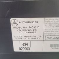 Mercedes-Benz CLK A209 C209 CD/DVD mainītājs A2038703389