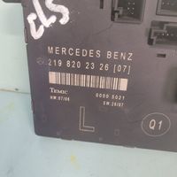 Mercedes-Benz CLS C219 Durų elektronikos valdymo blokas 2198202326