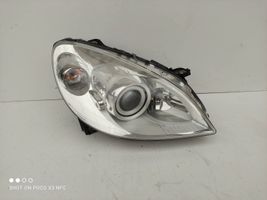 Mercedes-Benz B W245 Lampa przednia A1698204661