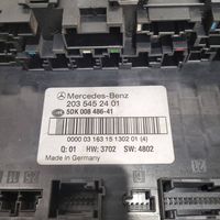 Mercedes-Benz C W203 Module confort 2035452401