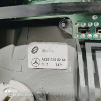 Mercedes-Benz S W220 Lampa tylna A2208200264