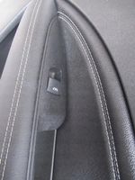 Opel Insignia B Rivestimento del pannello della portiera posteriore 39138332