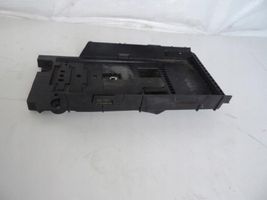 Ford Mondeo MK V Vassoio scatola della batteria DG93-10723-A