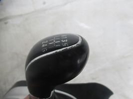 Opel Meriva B Gear selector/shifter in gearbox 