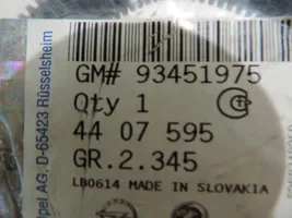 Opel Vivaro Staffa di montaggio della batteria 93451975