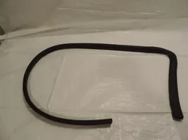 Opel Astra H Front door rubber seal 13306563