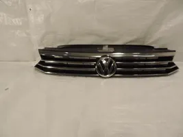 Volkswagen PASSAT B8 Etupuskurin ylempi jäähdytinsäleikkö 3G0853651