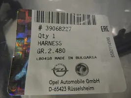 Opel Meriva B Wiązka przewodów silnika 39068227