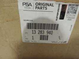 Opel Meriva B Garniture, panneau de grille d'aération latérale 13283940