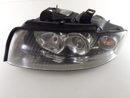 Audi A4 S4 B6 8E 8H Lampa przednia 8E0941003P