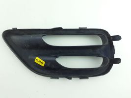 Subaru Legacy Etupuskurin alempi jäähdytinsäleikkö 57731AG020