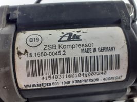 Audi A8 S8 D3 4E Ilmajousituksen kompressoripumppu 15155000452