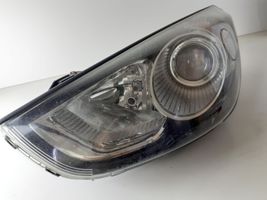 Hyundai ix35 Lampa przednia 921012Y