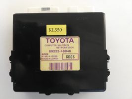 Lexus RX 330 - 350 - 400H Oven keskuslukituksen ohjausyksikön moduuli 8922248040