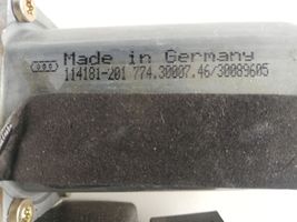 Audi A8 S8 D2 4D Priekinis varikliukas langų pakėlėjo 4D0959802E