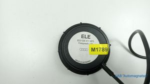 Audi A8 S8 D2 4D Haut-parleur de porte avant 8D0035411