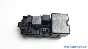 Mitsubishi Pajero Fuse module MR409898