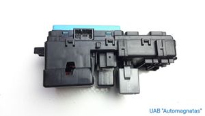 Mitsubishi Pajero Fuse module MR409898